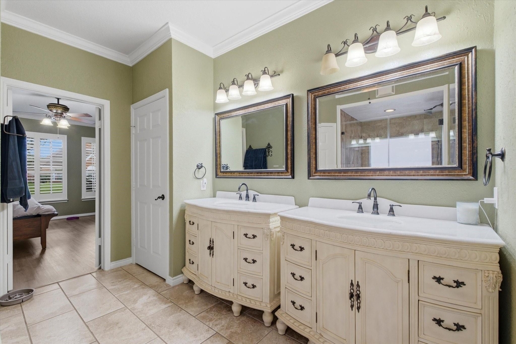 4704 Broadmoor Drive - Photo 12