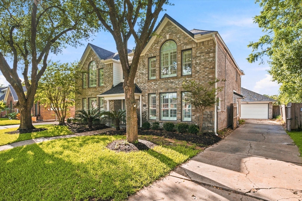 4704 Broadmoor Drive - Photo 1