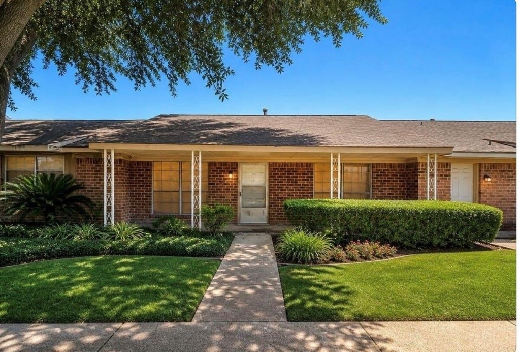 3320 Burke Road - Photo 0