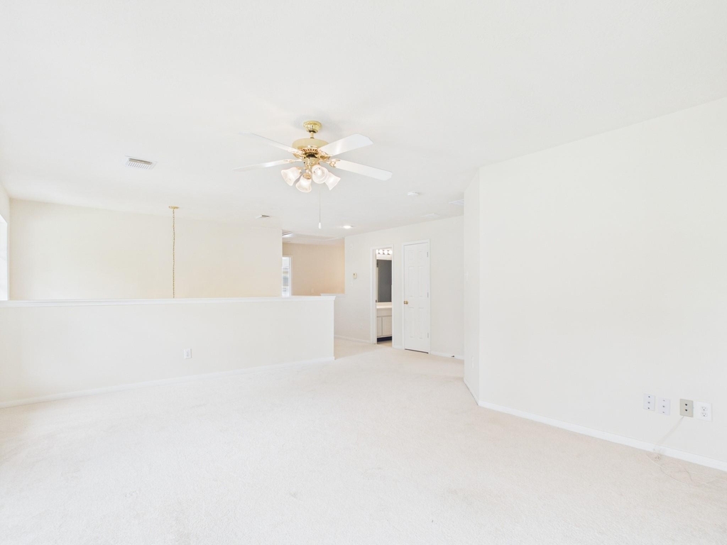 4702 Rolling View Court - Photo 19