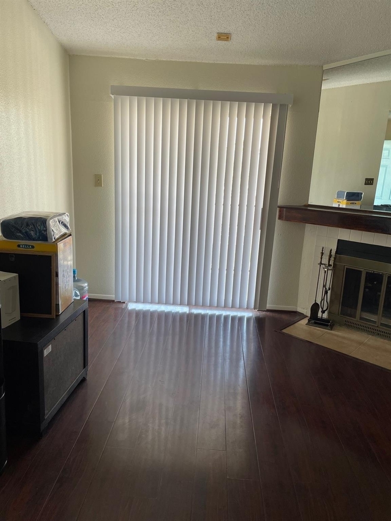 2121 Hepburn Street - Photo 5