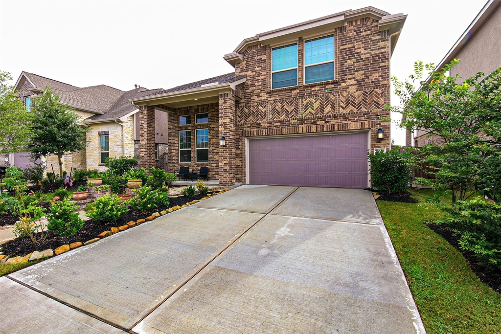 19619 Lake Bosque Drive - Photo 2