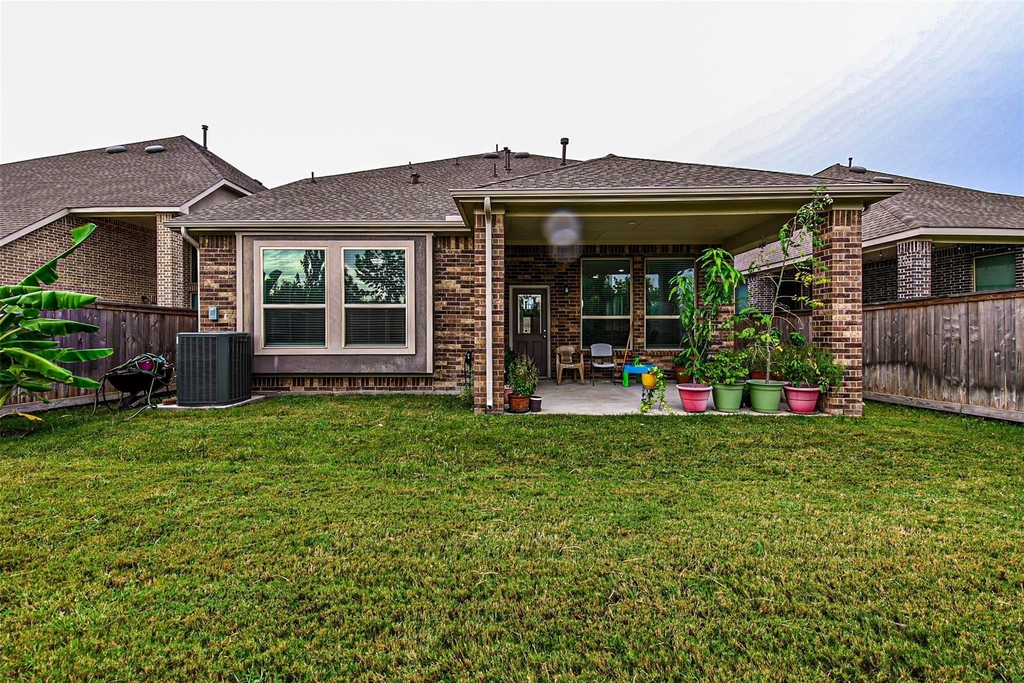 19619 Lake Bosque Drive - Photo 44
