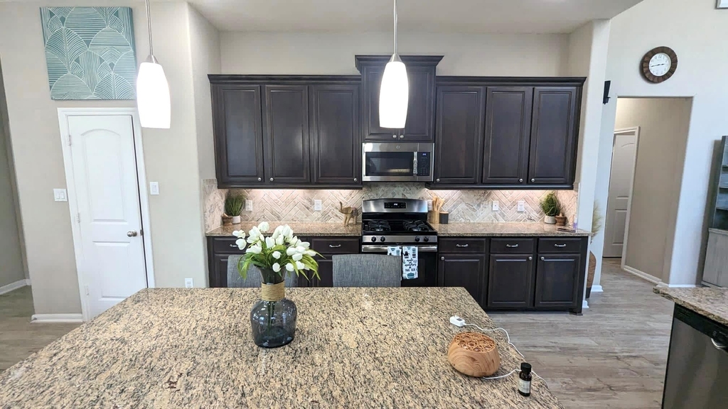 19619 Lake Bosque Drive - Photo 12