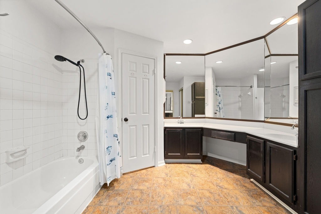 612 Fargo Street - Photo 30