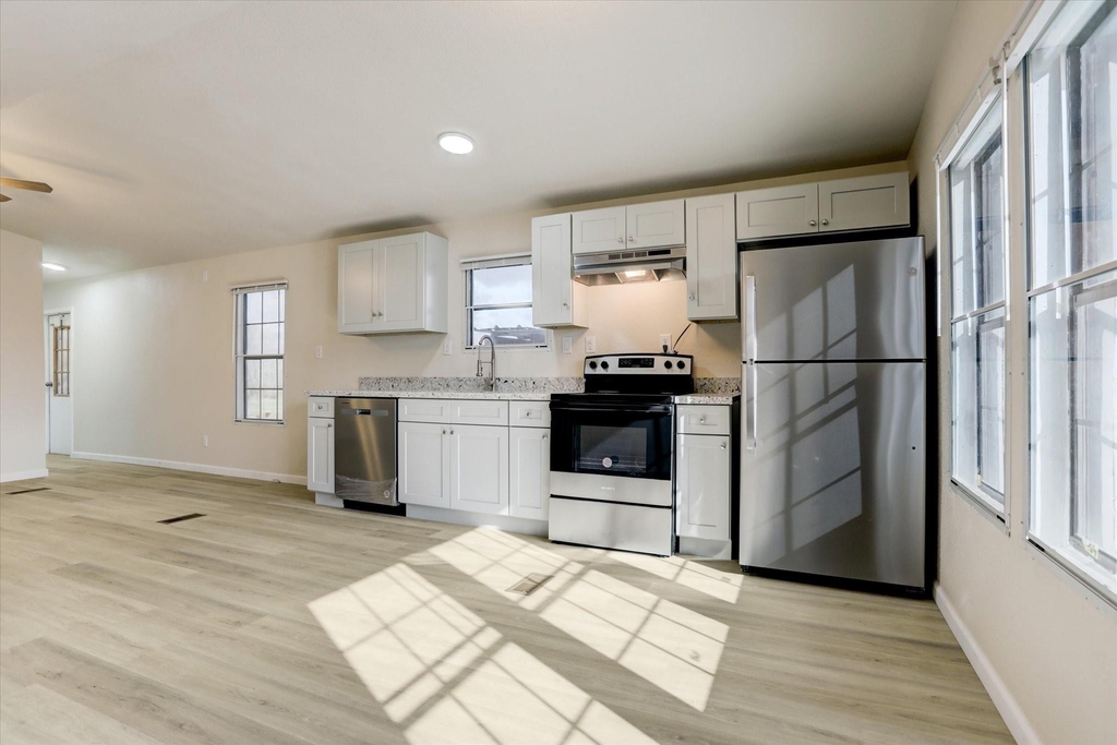 5806 South Highway 35 - Photo 6