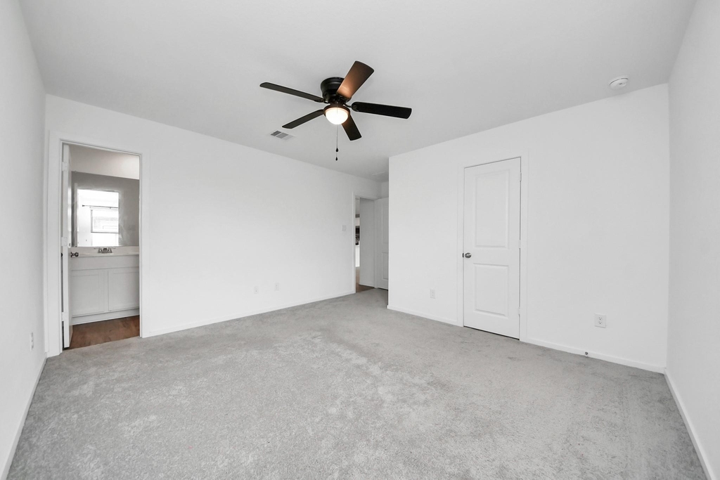 1607 Red Oak Drive - Photo 29