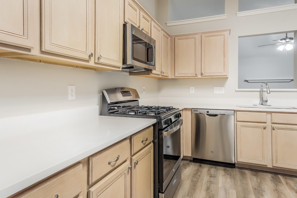 3030 Killdeer Lane - Photo 4