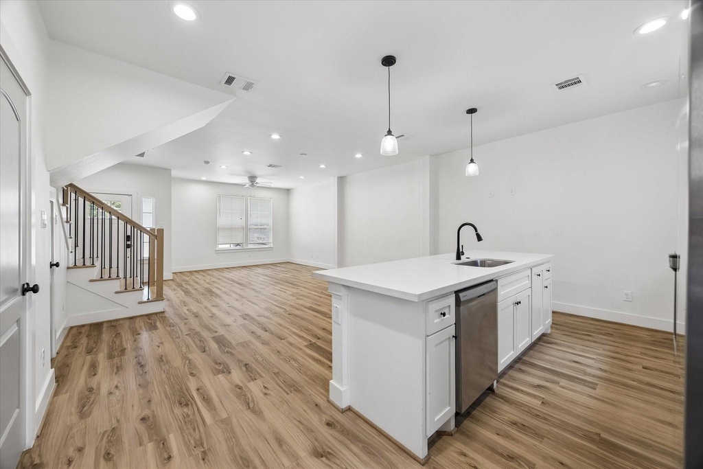 2749 Redrock Street - Photo 10