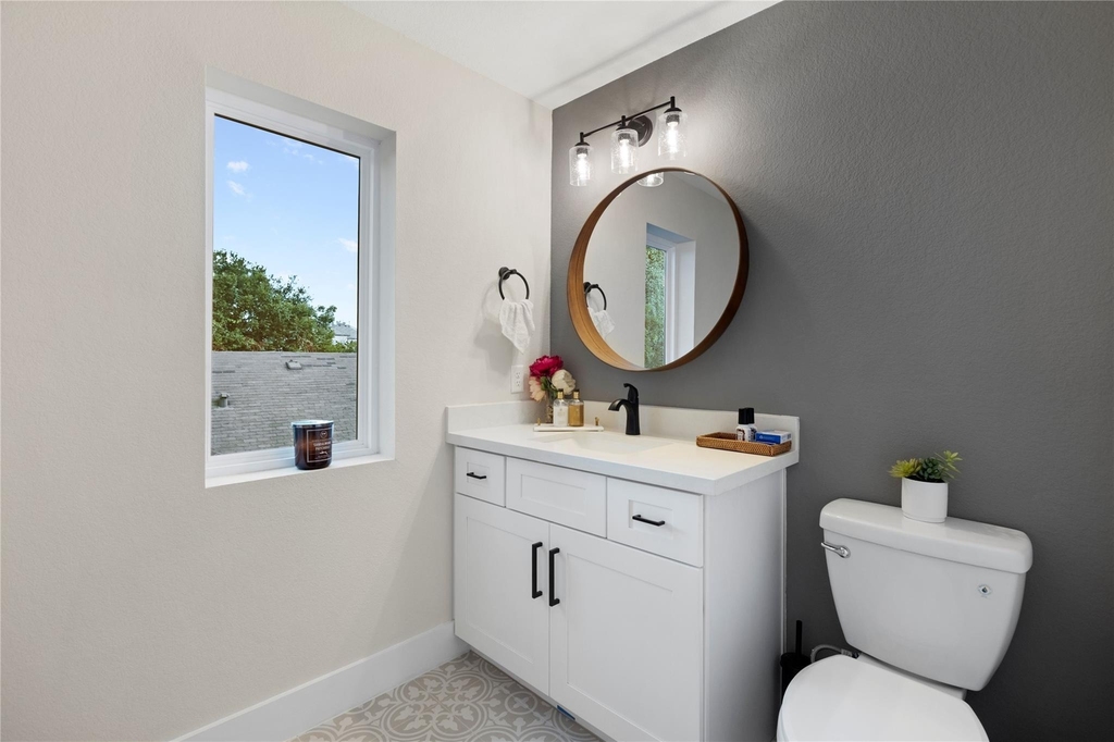 1410 Milby Street - Photo 6