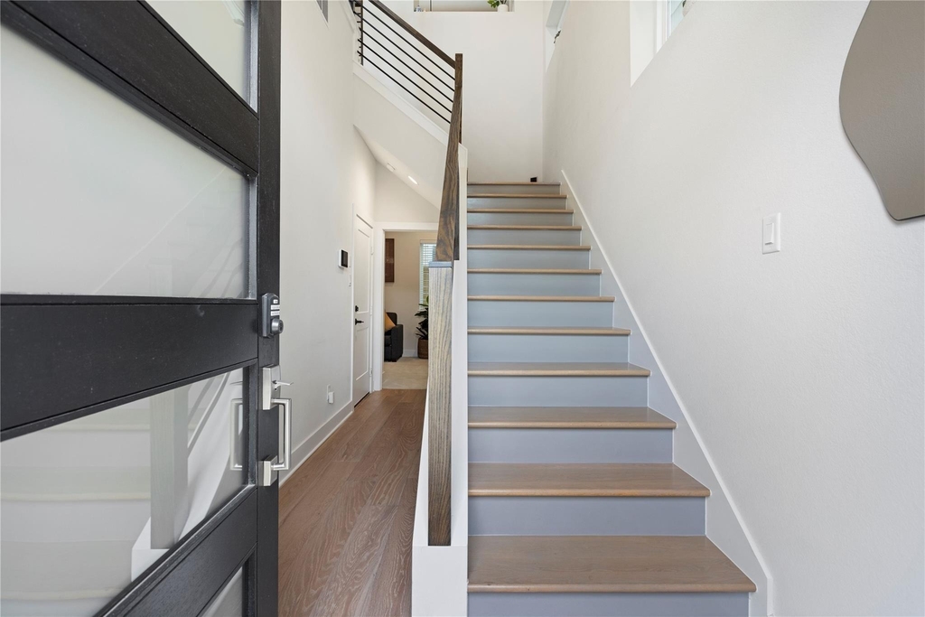 1410 Milby Street - Photo 2