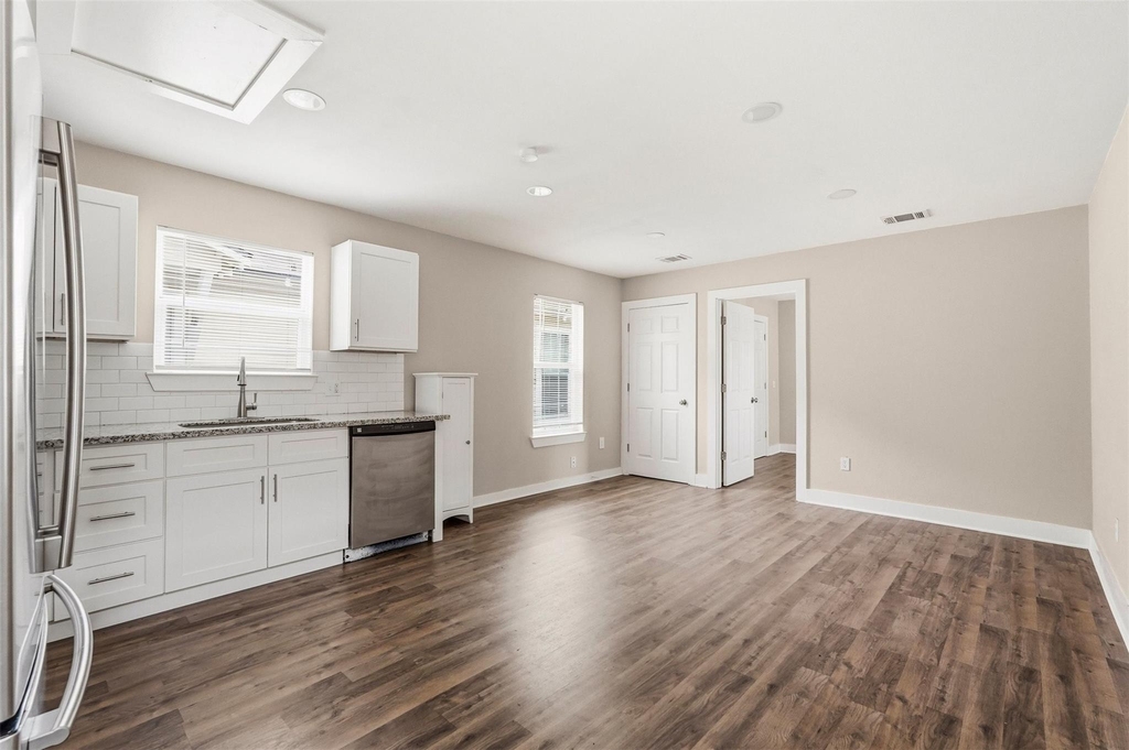 3822 Lila Street - Photo 2