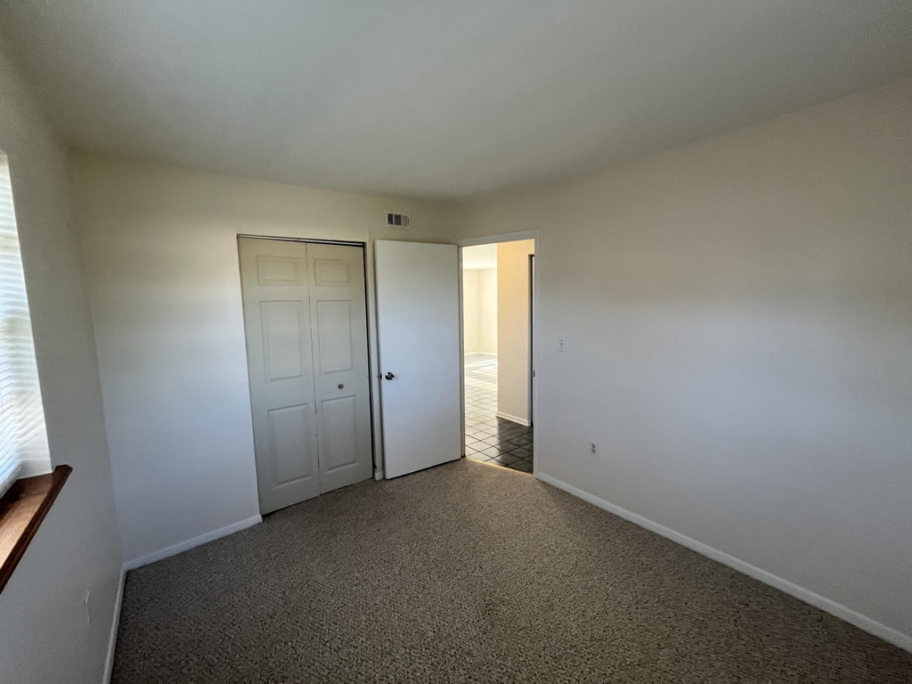 2244 Shelby Drive - Photo 9