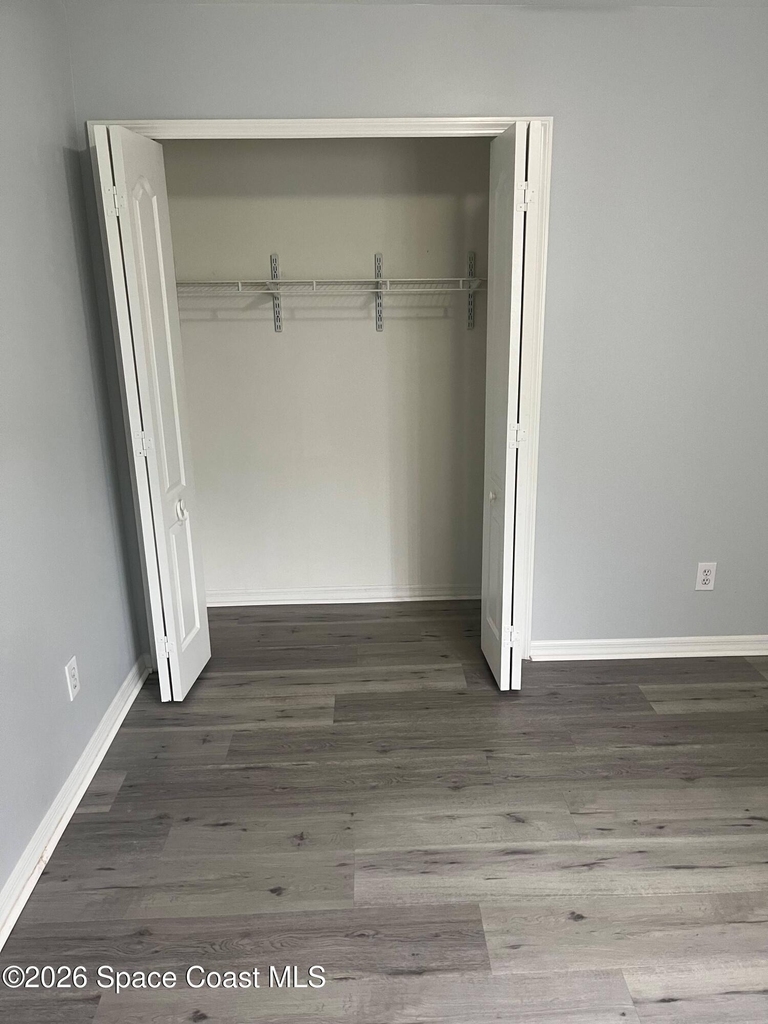 292 Carmel Drive N - Photo 25