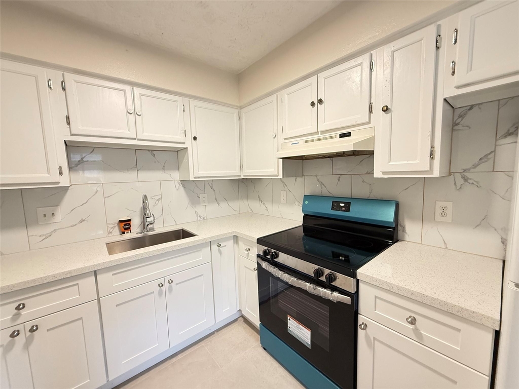 7535 Hablo Drive - Photo 6