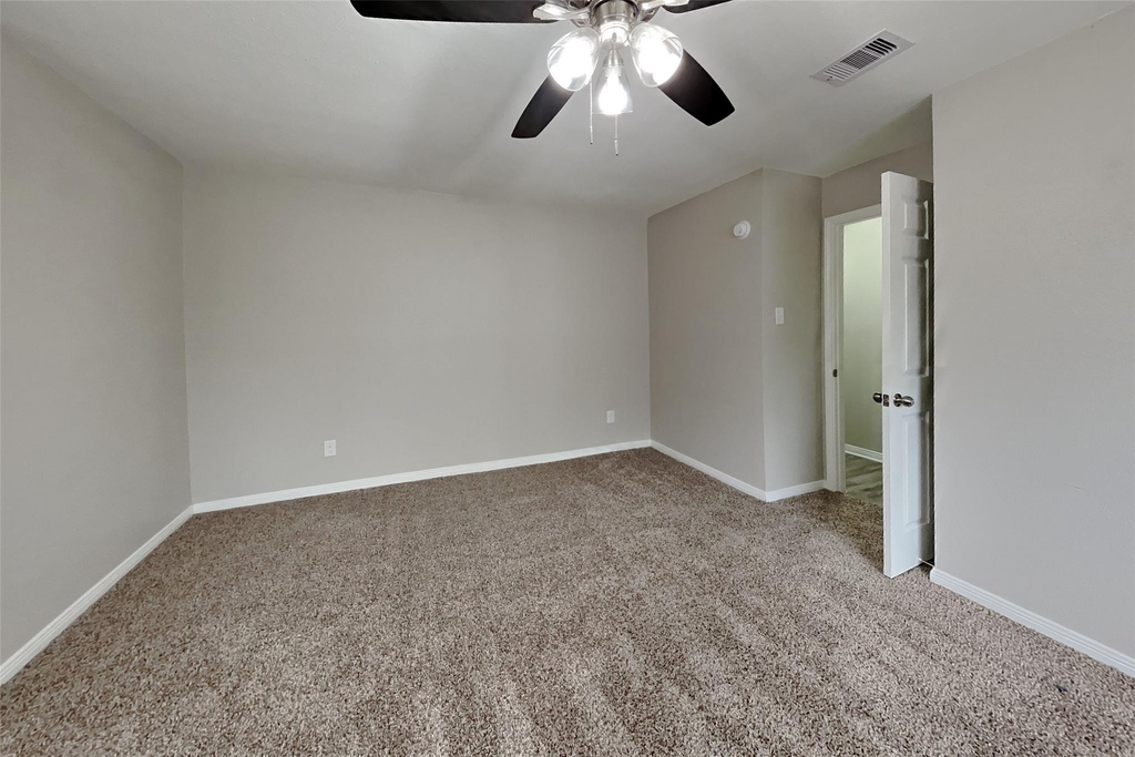 8718 Pines Place Drive - Photo 11