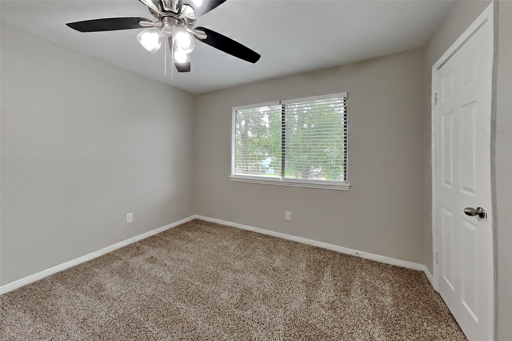 8718 Pines Place Drive - Photo 13