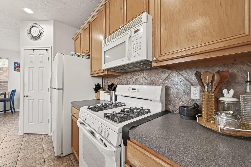 7023 Westford Park Lane - Photo 13