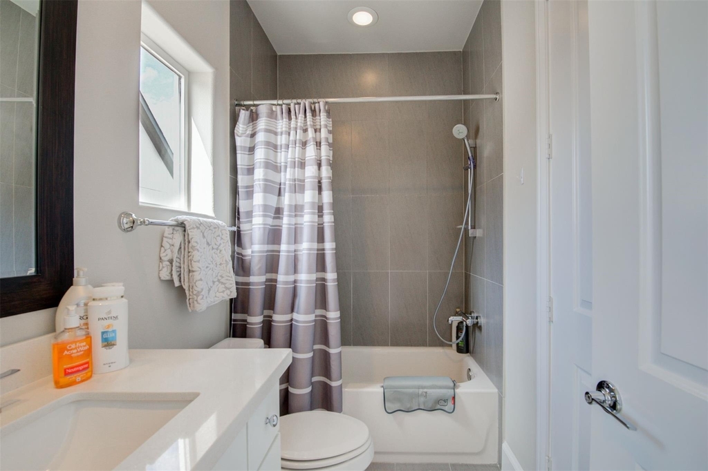 9664 Knight Road - Photo 11