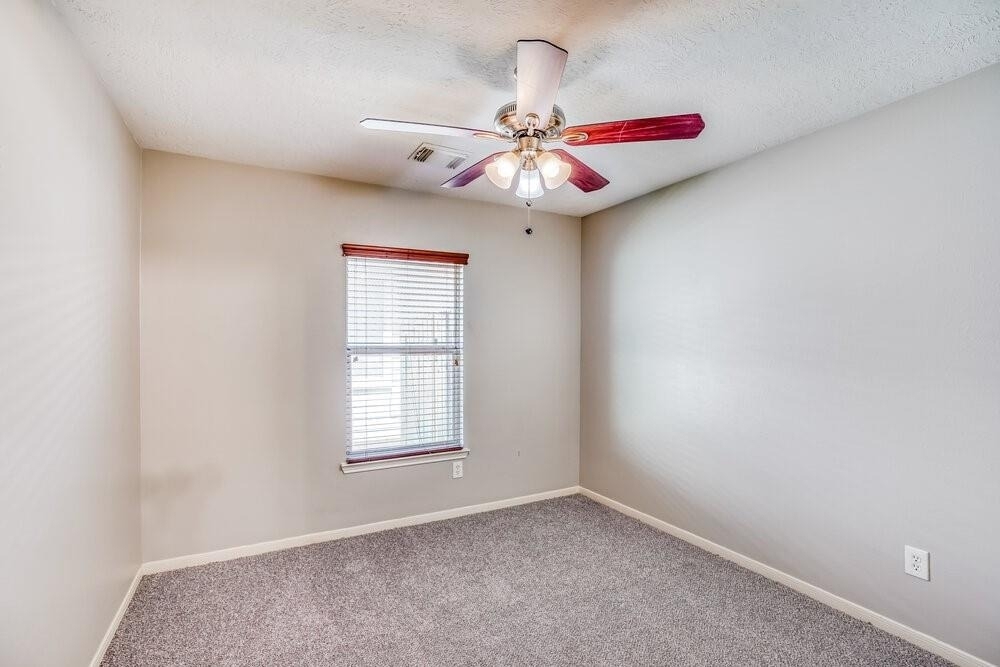 19607 Buckland Park Drive - Photo 12