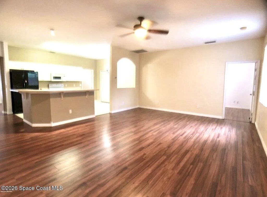 3660 Hickory Park Drive - Photo 4