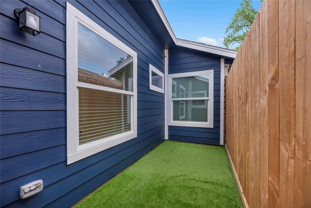 18503 Willow Moss Drive - Photo 15