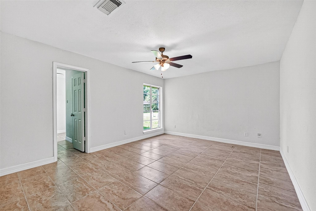 2223 Courtney Ct - Photo 15