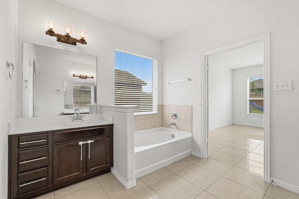 4703 Goldeneye Drive - Photo 28