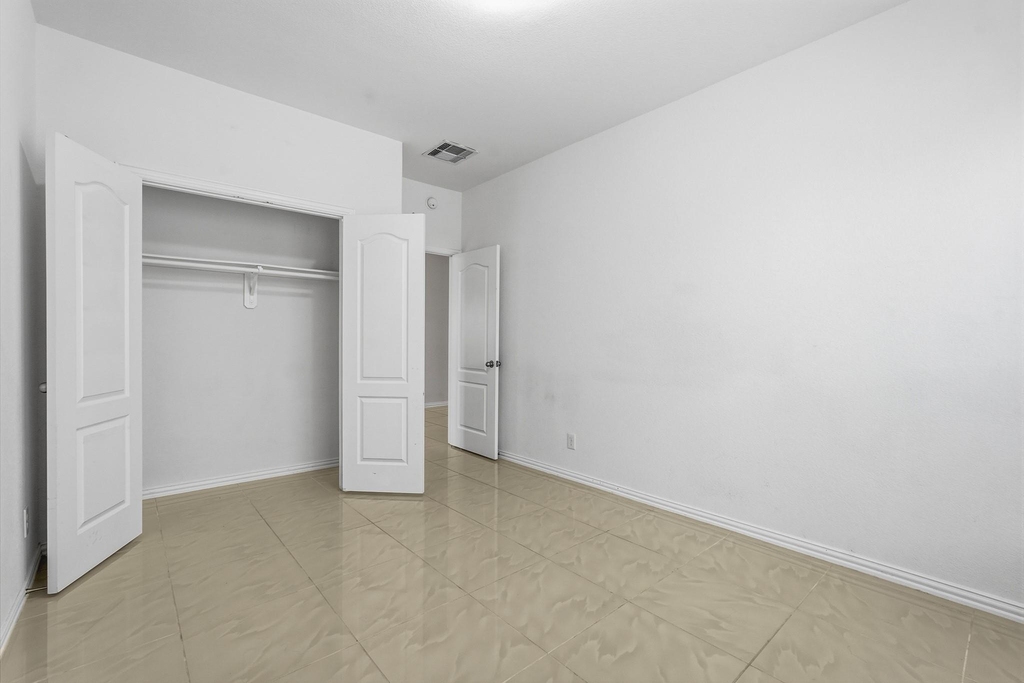 4703 Goldeneye Drive - Photo 20