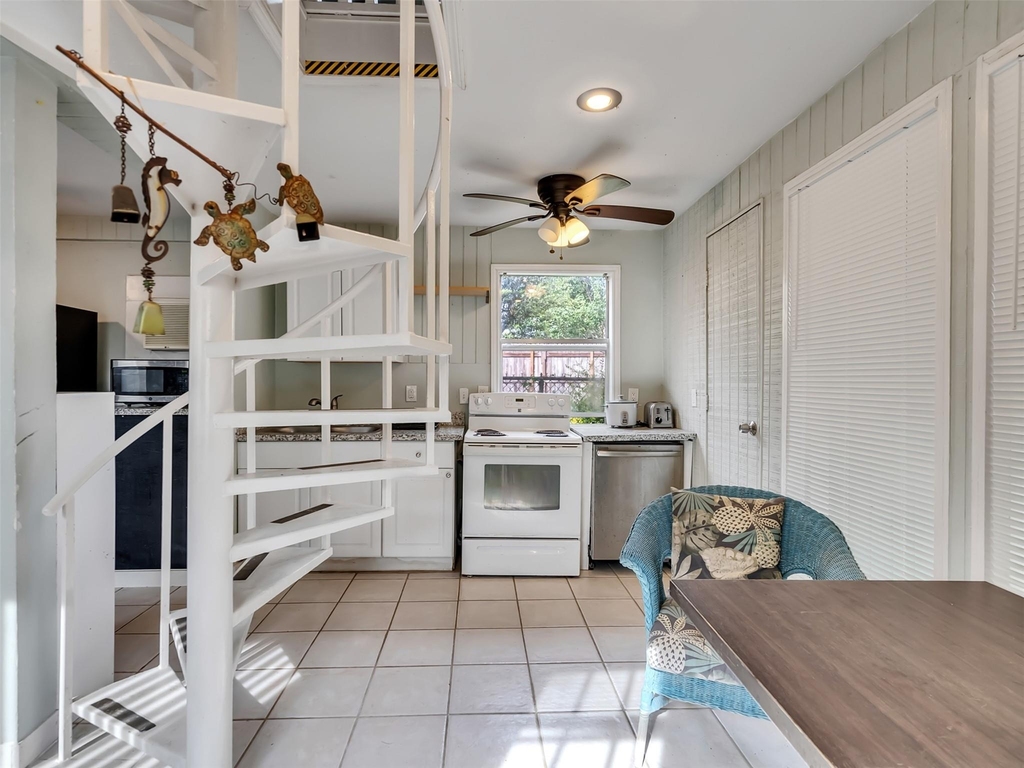 3529 Avenue M - Photo 9