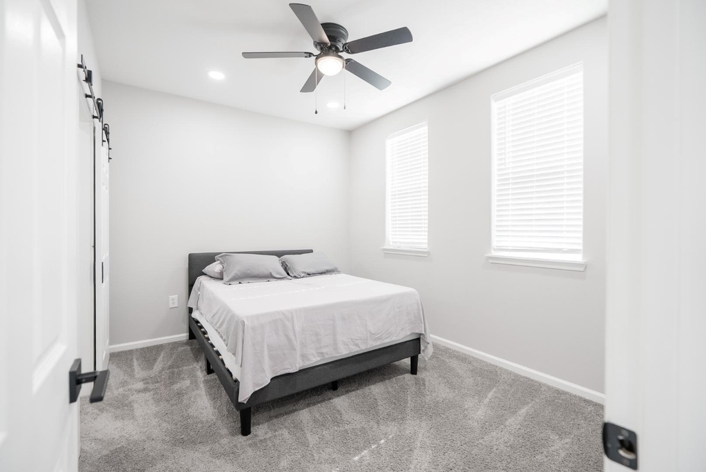 2519 Washington Street - Photo 34