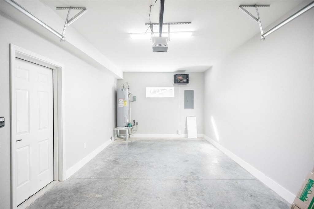 2519 Washington Street - Photo 4