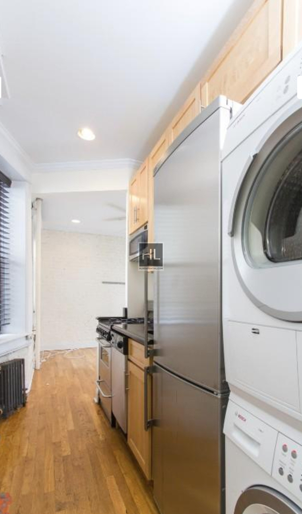 E 13th St. - Photo 2