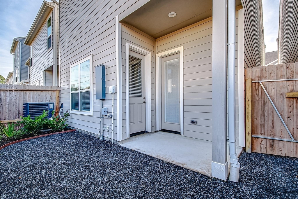11014 Crescent Light Way - Photo 16