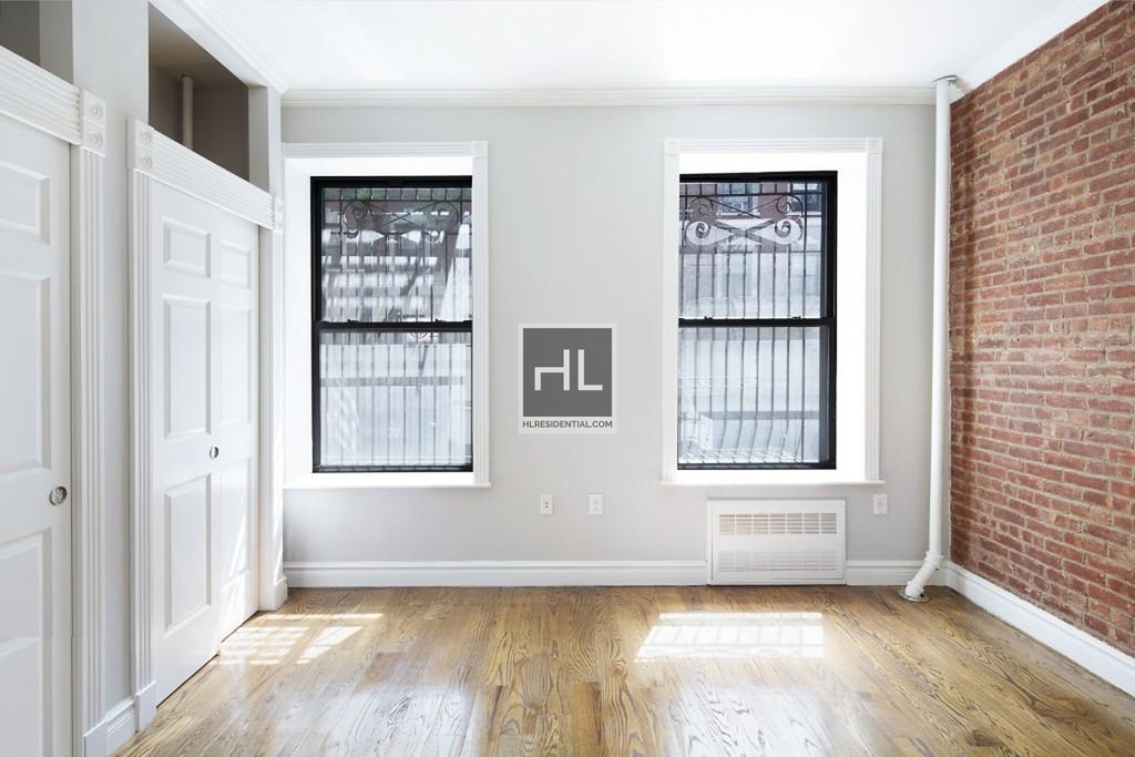 W 103rd St. - Photo 3