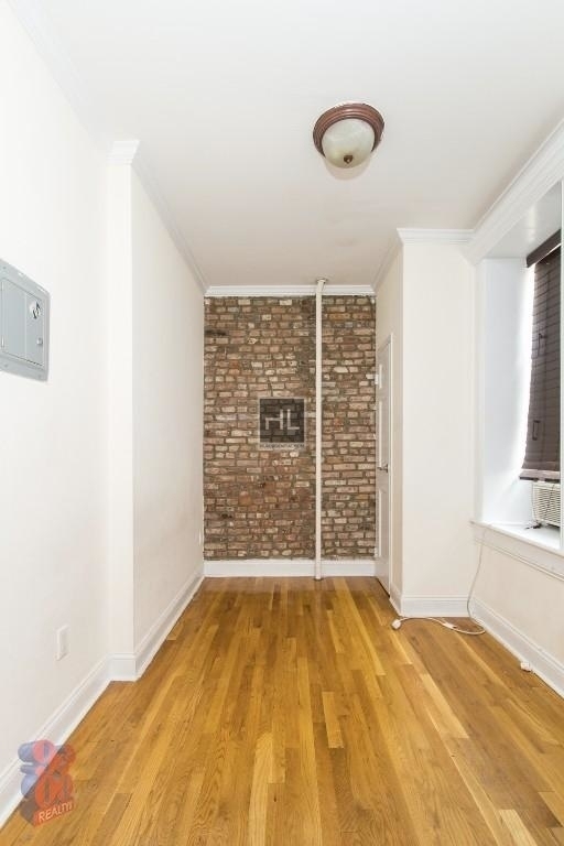 E 13th St. - Photo 2