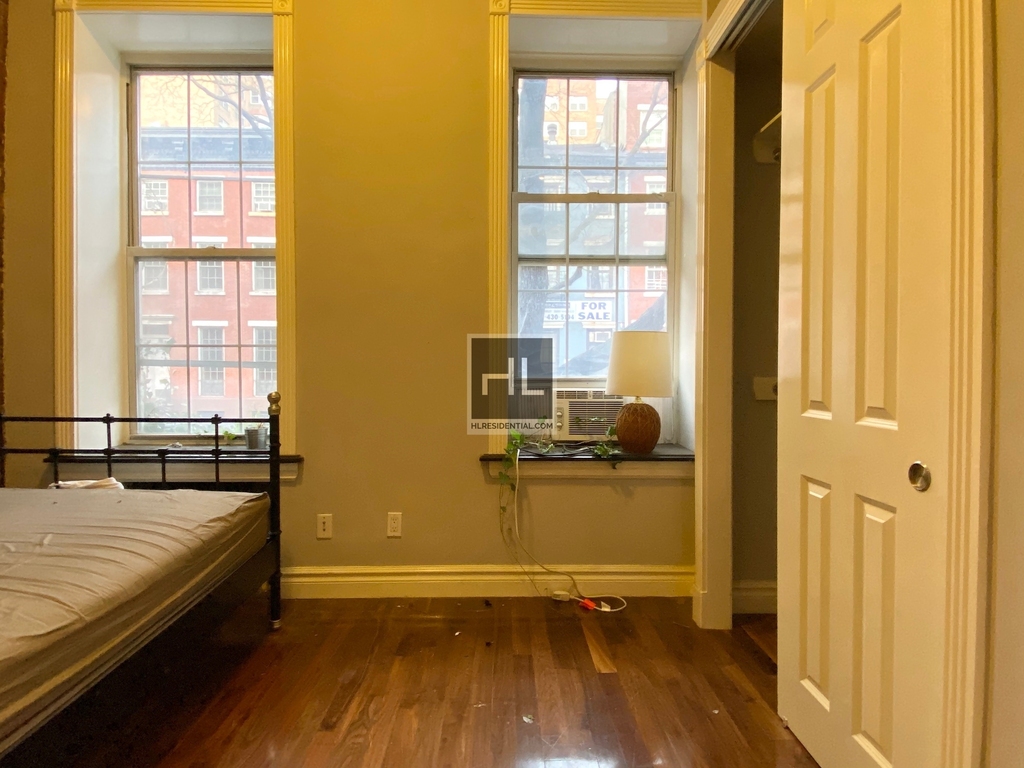 West 21st Street - Photo 3