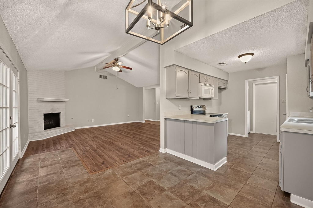 16451 Cavendish Drive - Photo 10