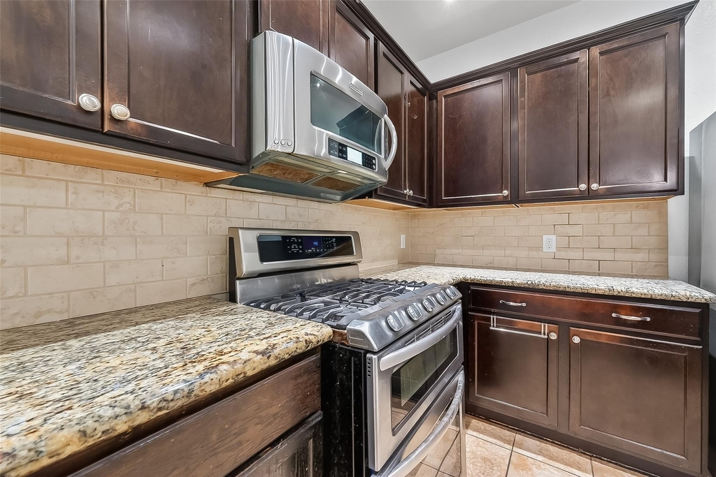 9322 Limestone Ranch Ln - Photo 17