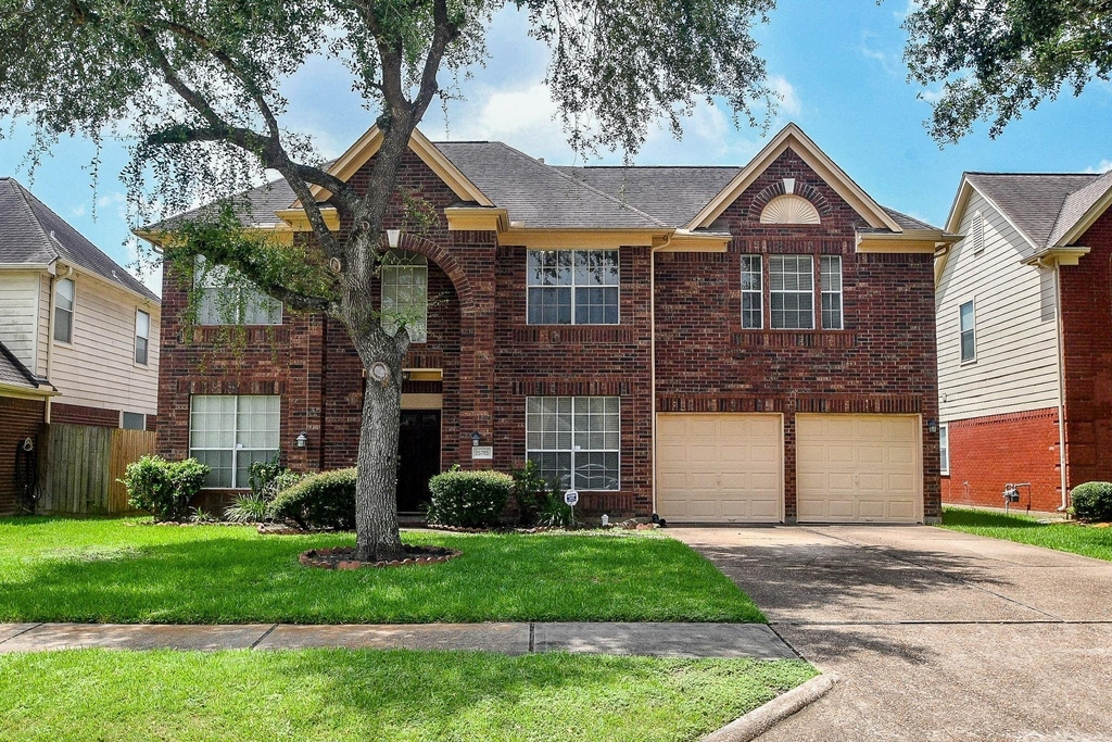 15715 Brookwood Lake Place - Photo 0