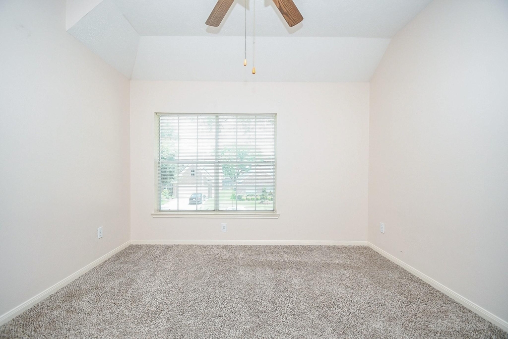 15715 Brookwood Lake Place - Photo 13