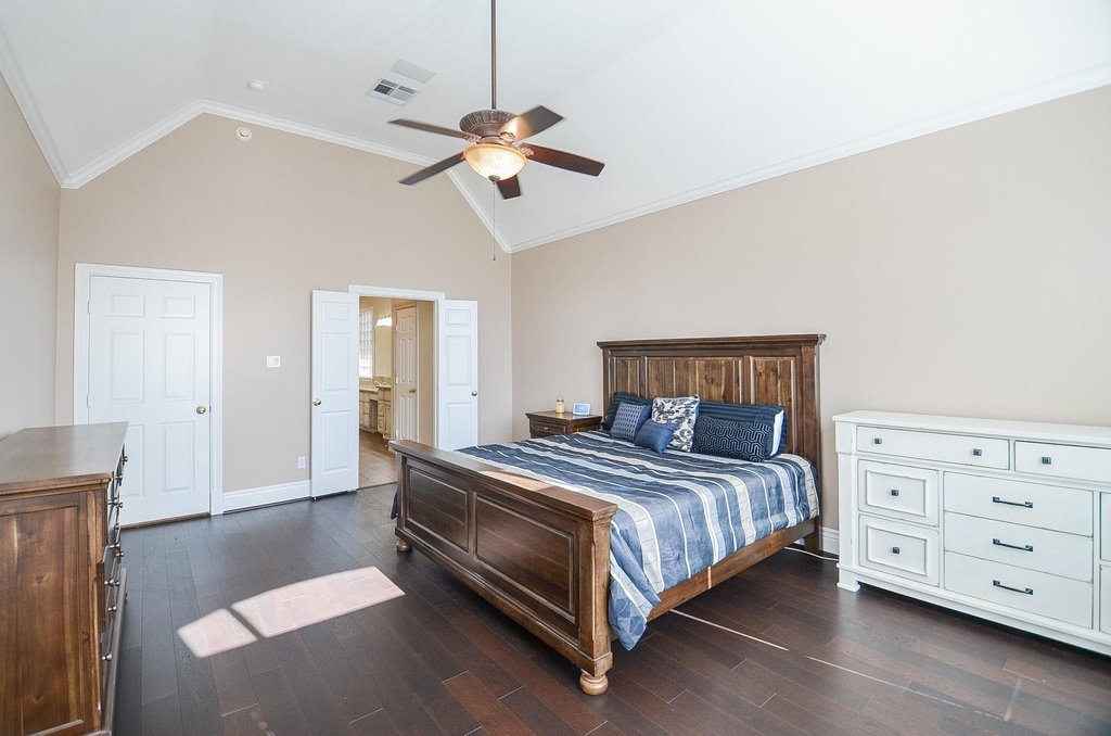 5835 Stratford Gardens Drive - Photo 13