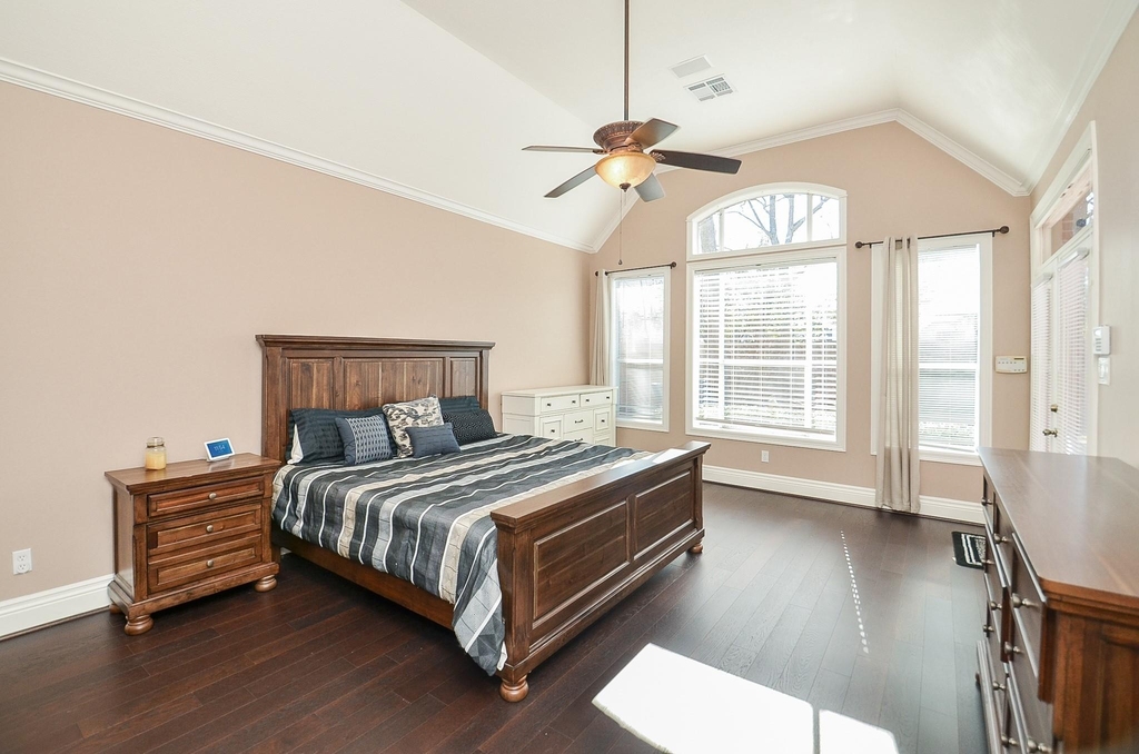 5835 Stratford Gardens Drive - Photo 12