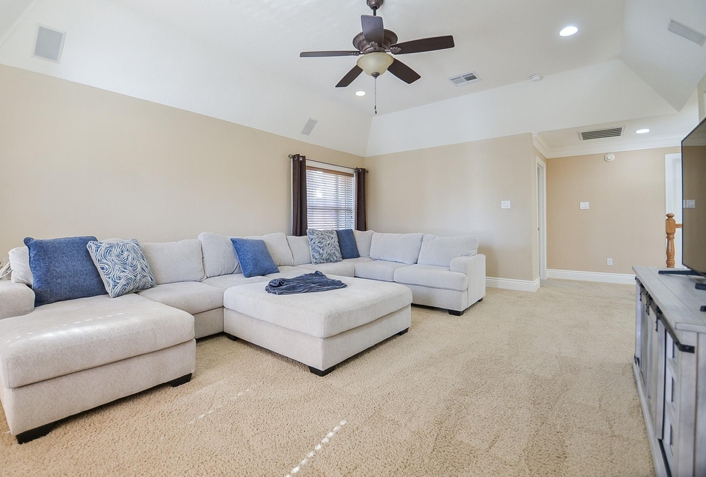 5835 Stratford Gardens Drive - Photo 22