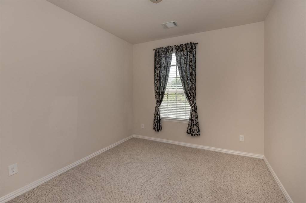 10406 Mossback Pine Road - Photo 38