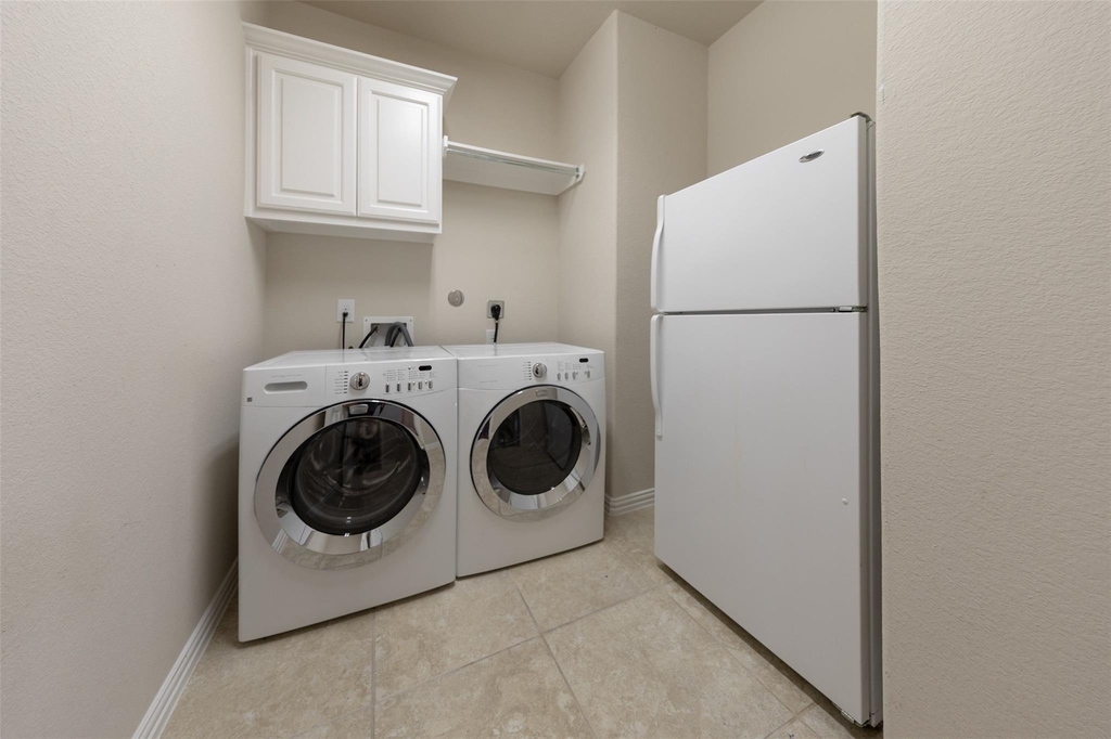 10406 Mossback Pine Road - Photo 33