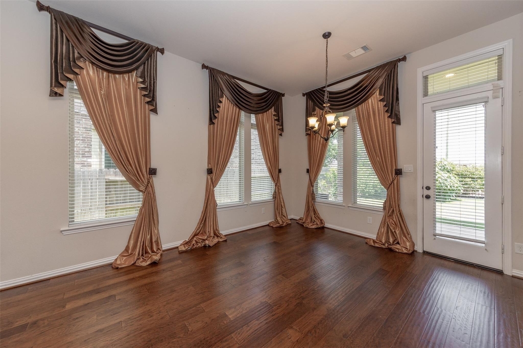 10406 Mossback Pine Road - Photo 27