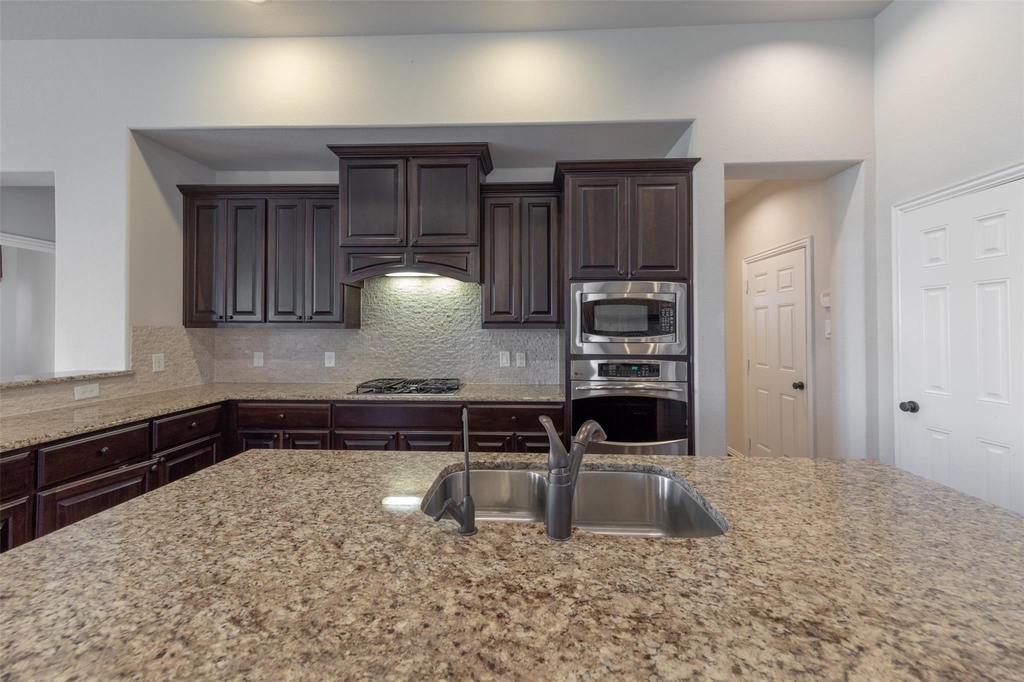 10406 Mossback Pine Road - Photo 23