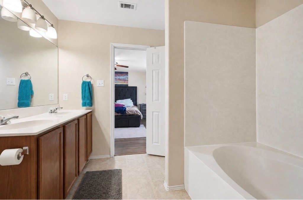 11521 Autumn Ash Drive - Photo 18