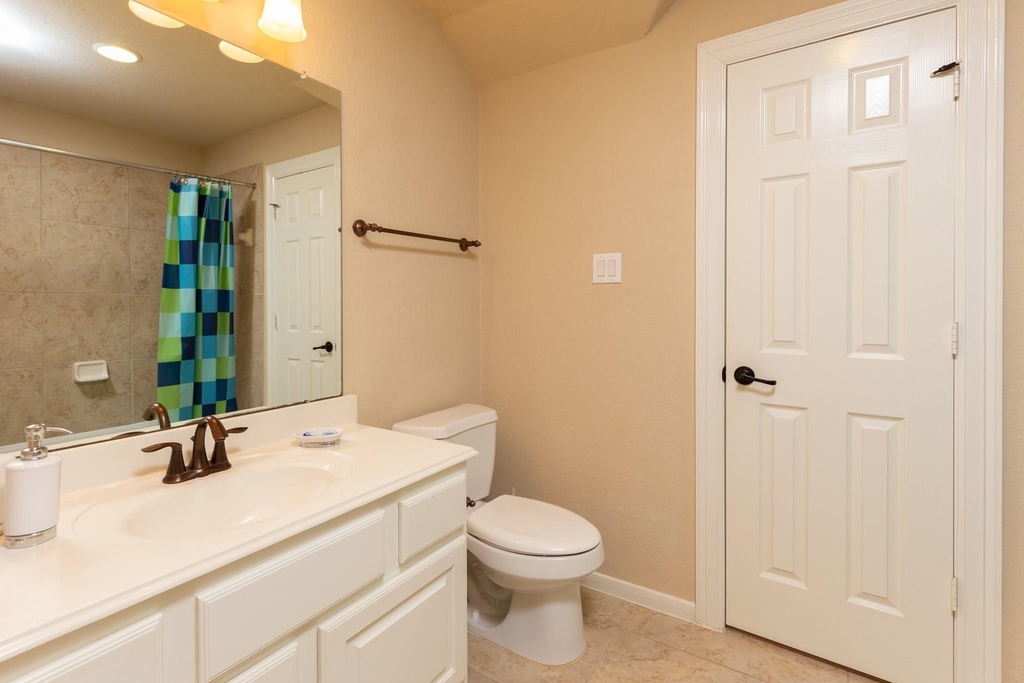 162 W Hullwood Court - Photo 35